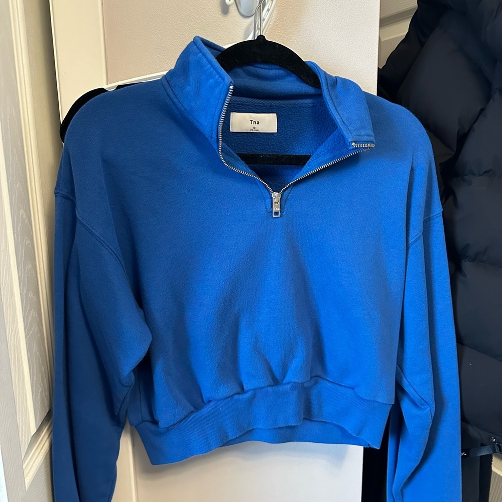 Cropped TNA Sweater